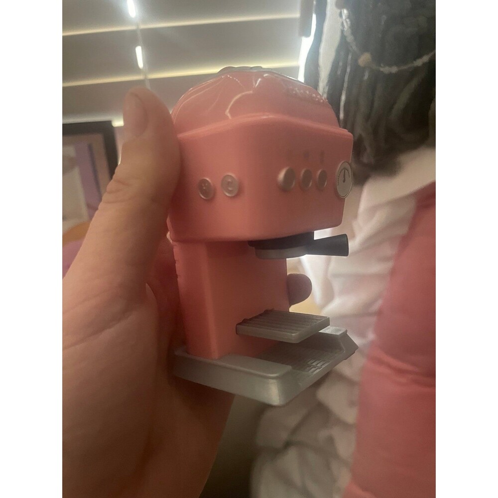 Miniverse applicances pink coffee machine
